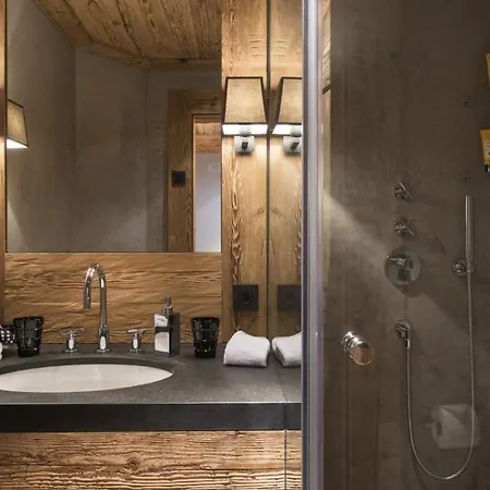 Luxe Chalet Avec Piscine Ferienhaus