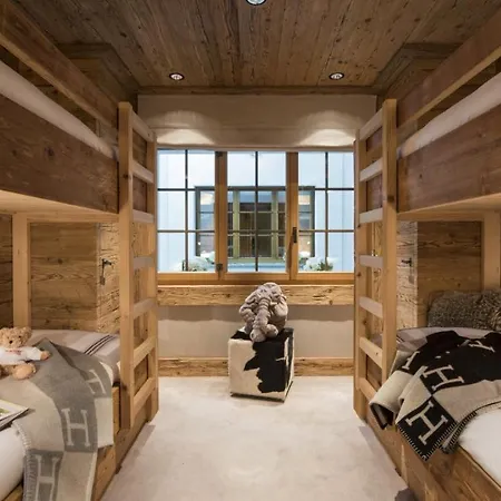 Luxe Chalet Avec Piscine *